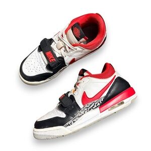 Air Jordan Legacy 312 Low – “Fire Red/Chicago” – Sz 6Y / 7.5W